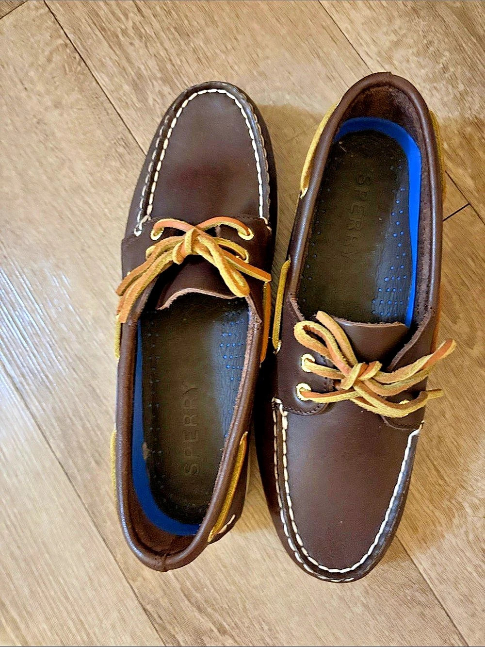 Sperry Authentic Original 2-Eye Boat Shoe Brown